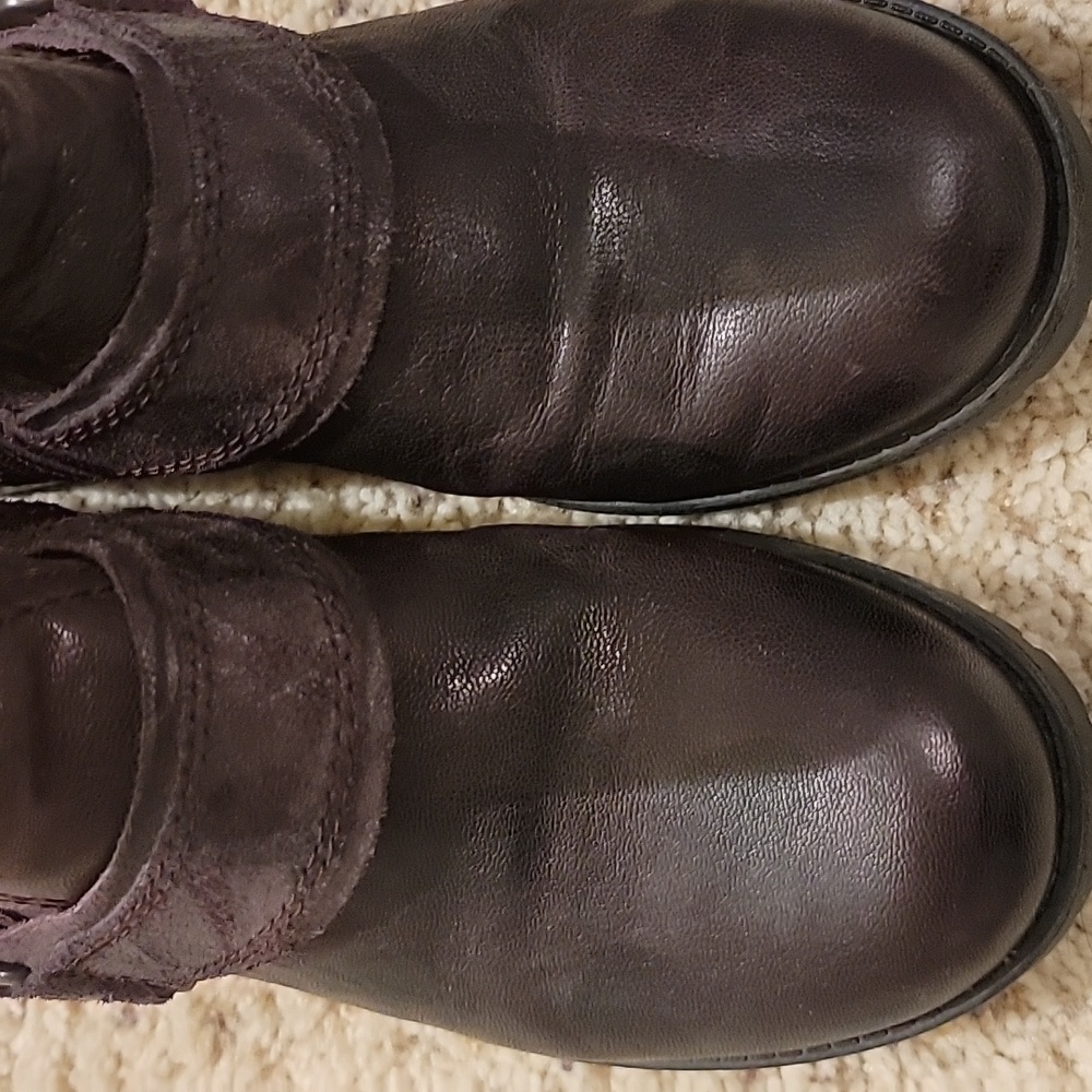 Clarks Womens Leather Ankle Boots. Plum Color..NWOB - Picture 6 of 6